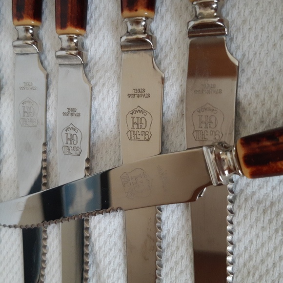 Vintage Steak Knives - Picture 2 of 3